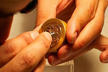欧米茄手表天津售后维修服务店