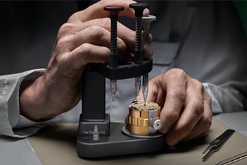 天津欧米茄表带断裂