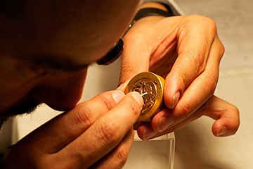 天津欧米茄表带掉下来